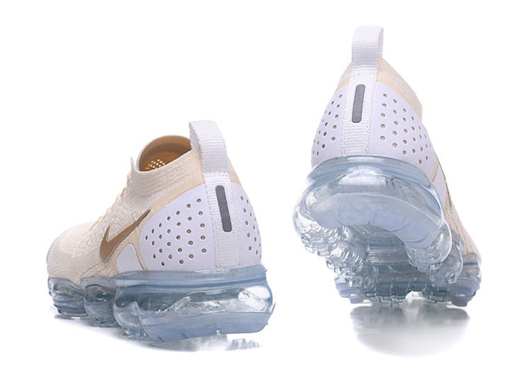 נעלי נייק-Nike Air VaporMax Flyknit 2.0W air Champagne Golden – תמונה 4