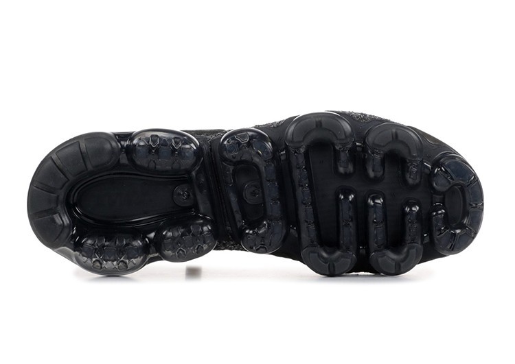 נעלי נייק-Nike Air Vapormax Flyknit 2 Black Gray – תמונה 3