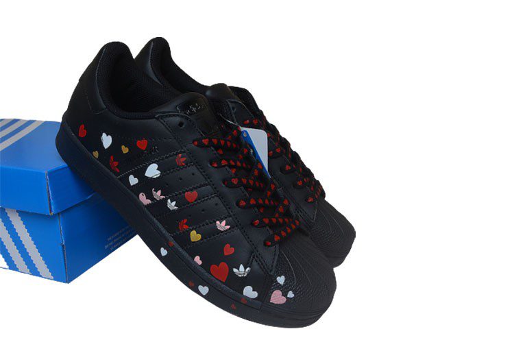 נעלי אדידס-ADIDAS Stan Smith - Black & Red Hard – תמונה 11