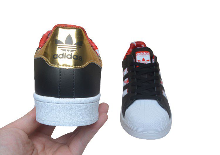 נעלי אדידס-ADIDAS Stan Smith - Black / Red / White – תמונה 9