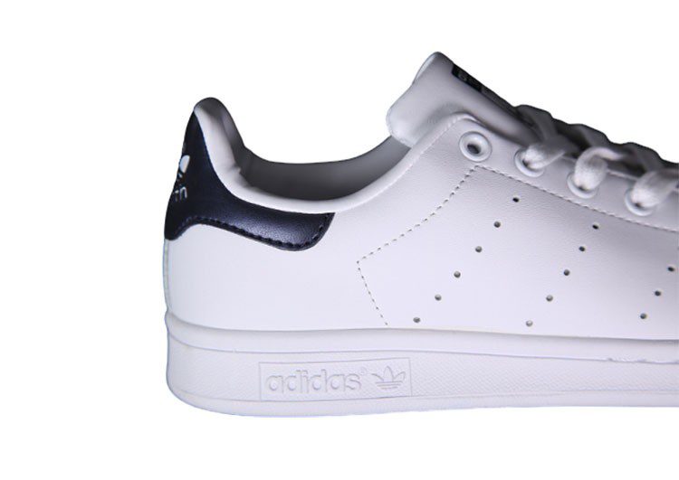נעלי אדידס-ADIDAS Stan Smith - White Dark Blue Tail – תמונה 8