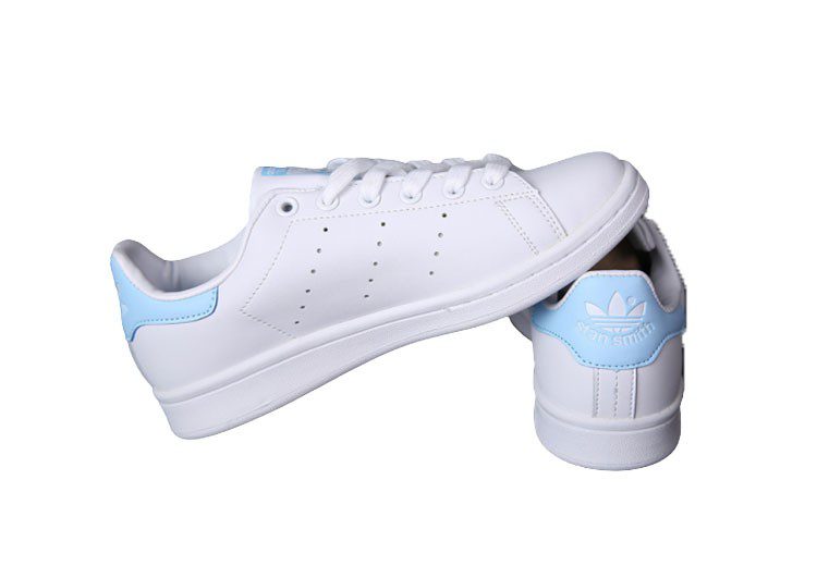 נעלי אדידס-ADIDAS Stan Smith - White Light Blue Tail – תמונה 3