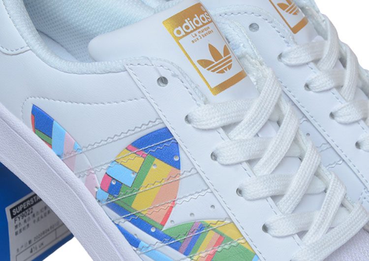 נעלי אדידס-ADIDAS Stan Smith- White-Multi Logo – תמונה 9