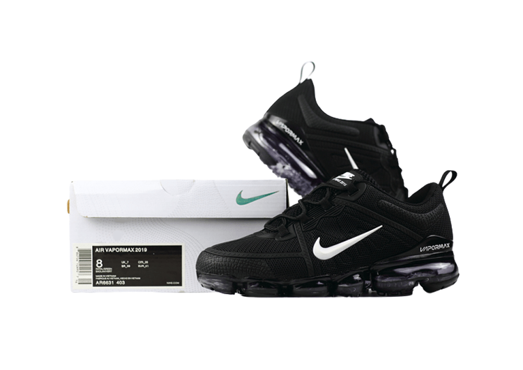 נעלי נייק-NIKE AIR VAPROMAX 2019 - BLACK-WHITE LOGO – תמונה 3