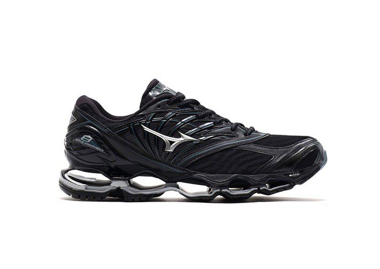 נעלי מיזונו-MIZUNO-Black & Smalt Blue – תמונה 2