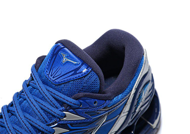 נעלי מיזונו-MIZUNO-Egyptian Blue & Grey Chateau – תמונה 5