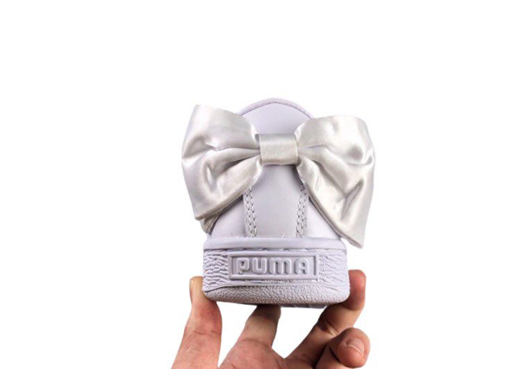 נעלי פומה- PUMA basket heart rihanna leather -Titan White – תמונה 6