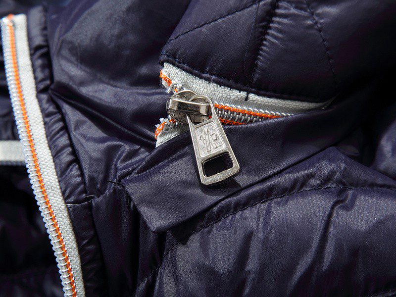 חליפה מונקלר-MONCLER SUIT - Blue Zodiac – תמונה 10