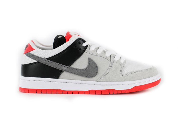 נעליי נייק-NIKE SB DUNK LOW PRO QS - Grey Nurse & Black – תמונה 2