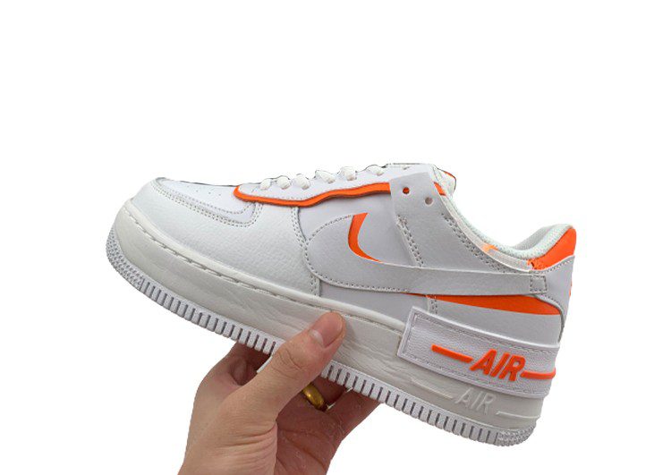 נעלי נייק -Nike Air Force 1 Low White-Persimmon – תמונה 3