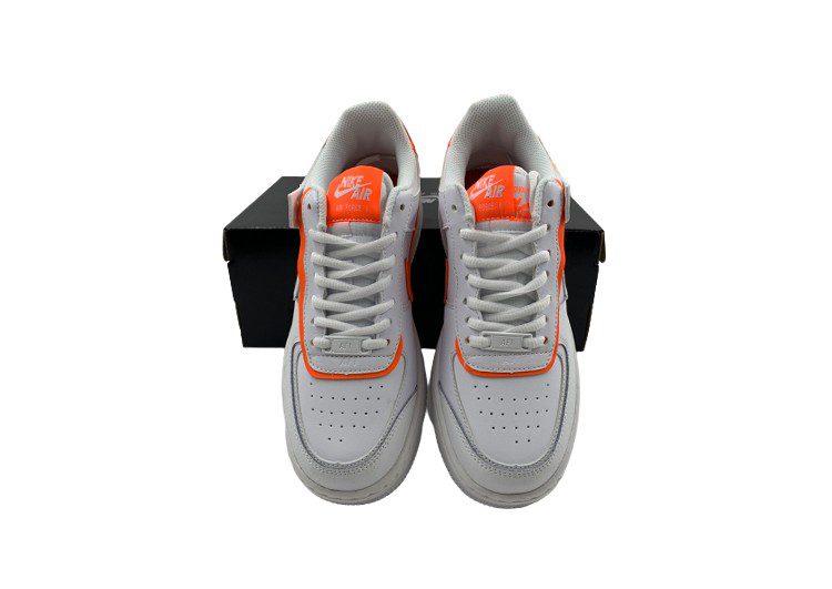 נעלי נייק -Nike Air Force 1 Low White-Persimmon – תמונה 7