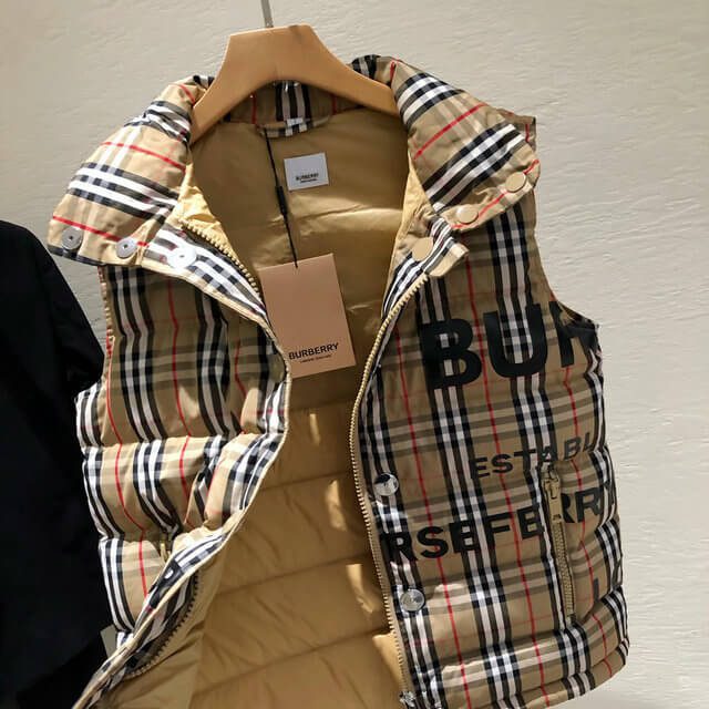 ברברי - BURBERRY VEST- Sandrift & Black – תמונה 5