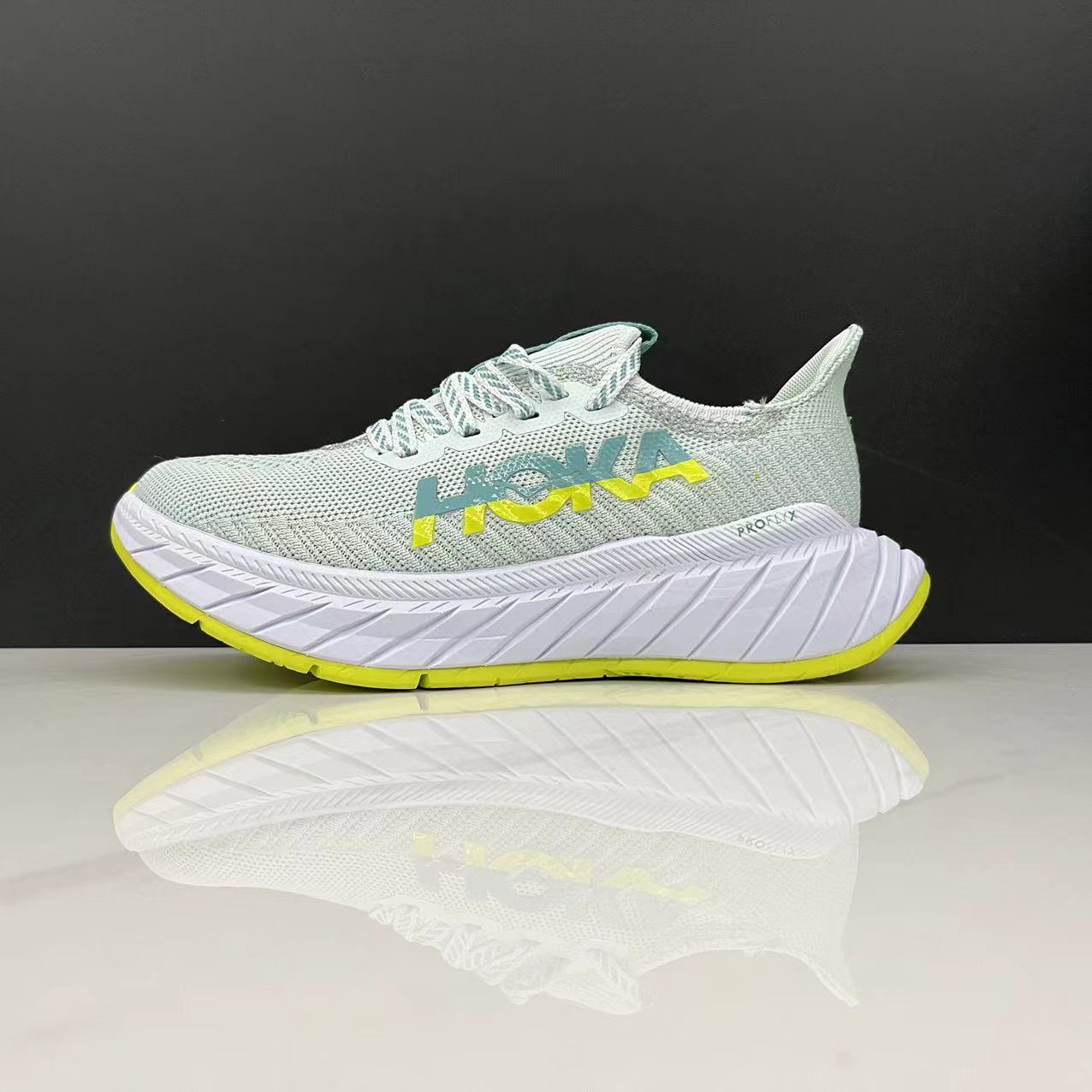 נעלי הוקה-HOKA ONE ONE CARBON X3 Light Gray – תמונה 6