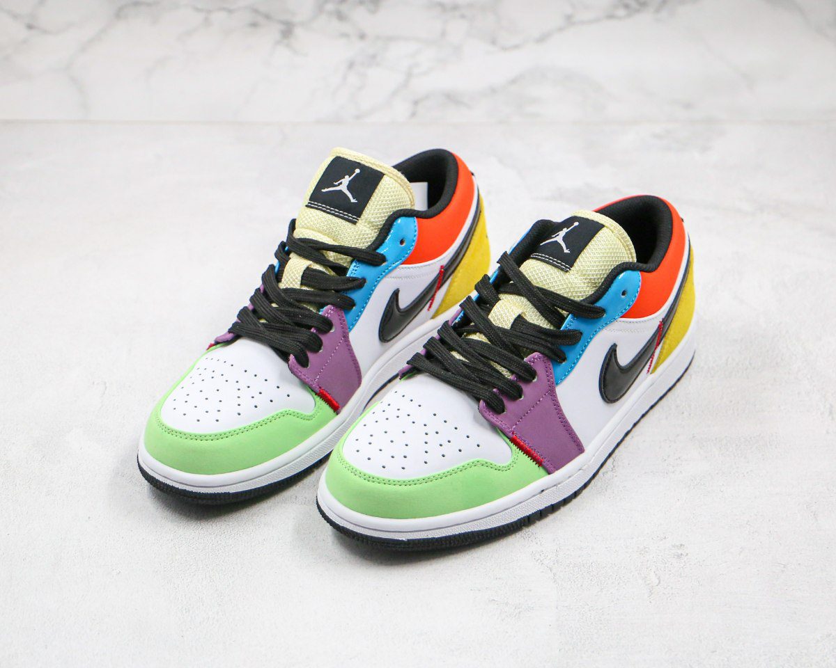 נעלי נייק-NIKE AIR JORDAN 1 LOW - MIX COLORS – תמונה 5