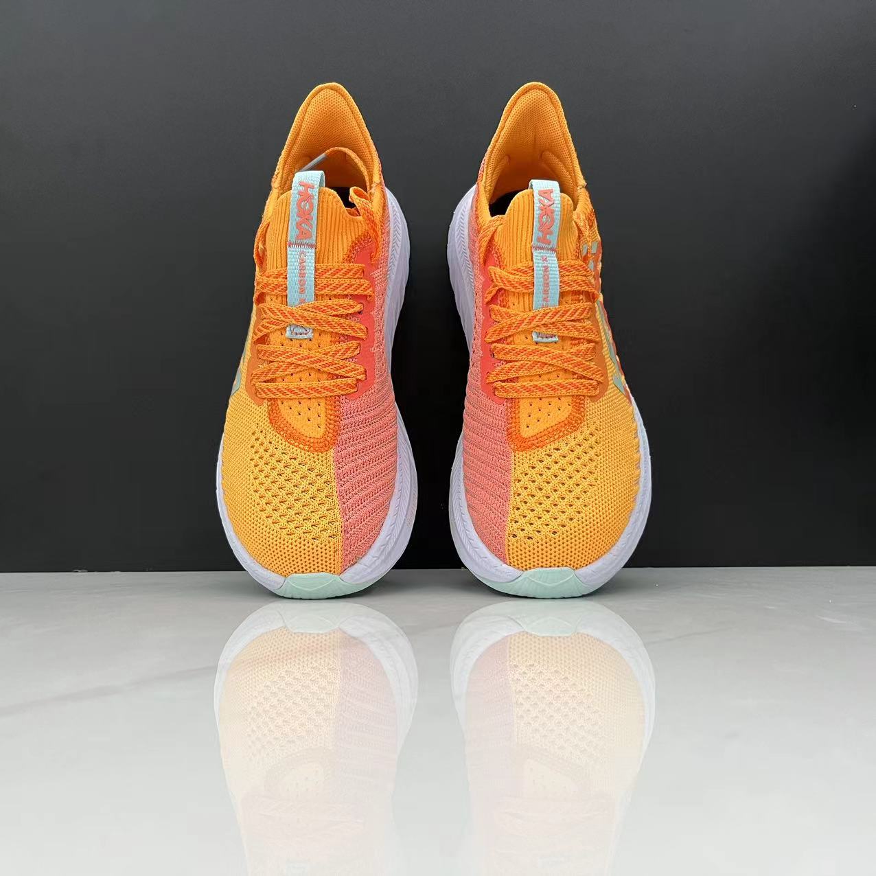 נעלי הוקה-HOKA ONE ONE CARBON X3 ange – תמונה 11