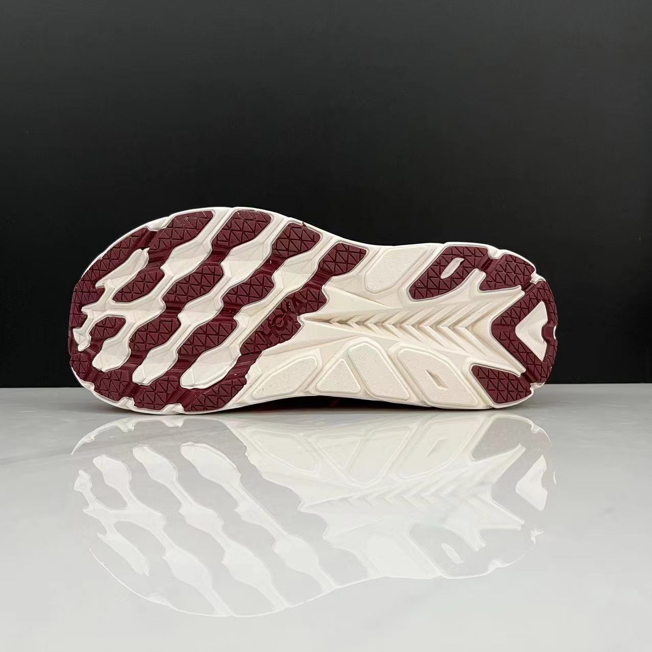 נעלי הוקה-HOKA ONE ONE Clifton 8 ange – תמונה 6