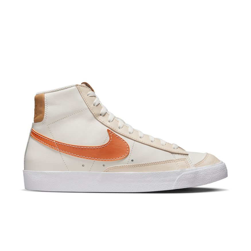 נייק בלייזר גבוהות- NIKE BLAZER MID '77 HOT CURRY-PEARL WHITE