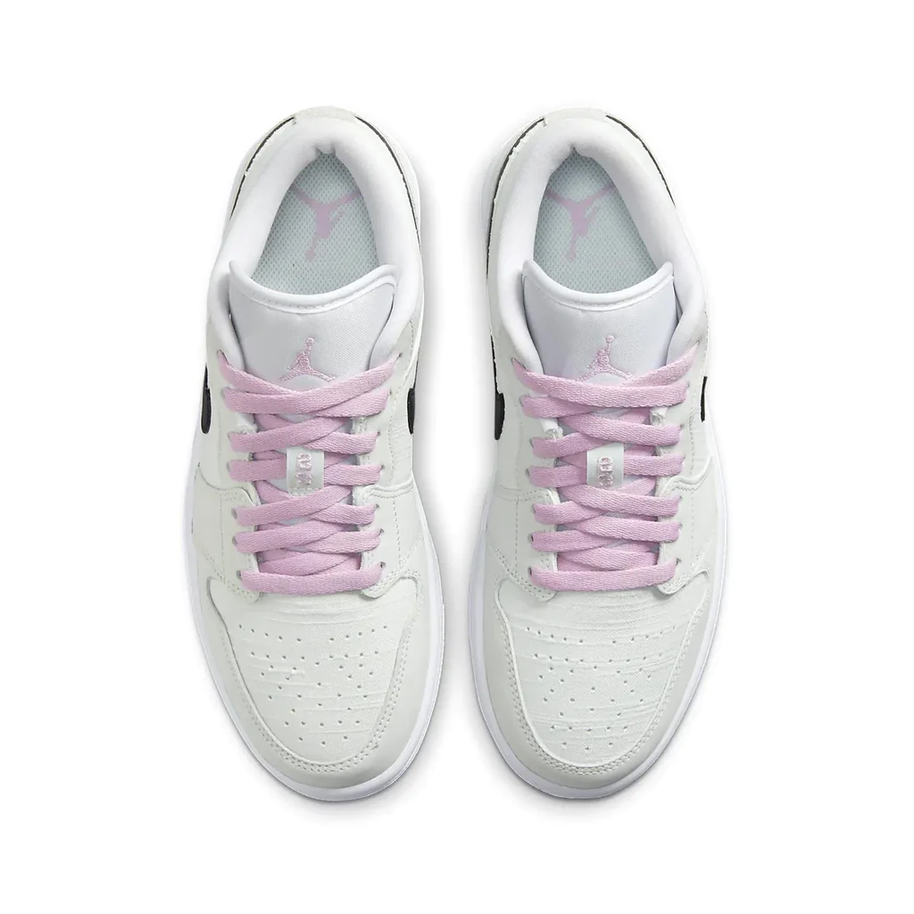 נעלי נייק-NIKE AIR JORDAN 1 LOW - Se Barely Green – תמונה 4