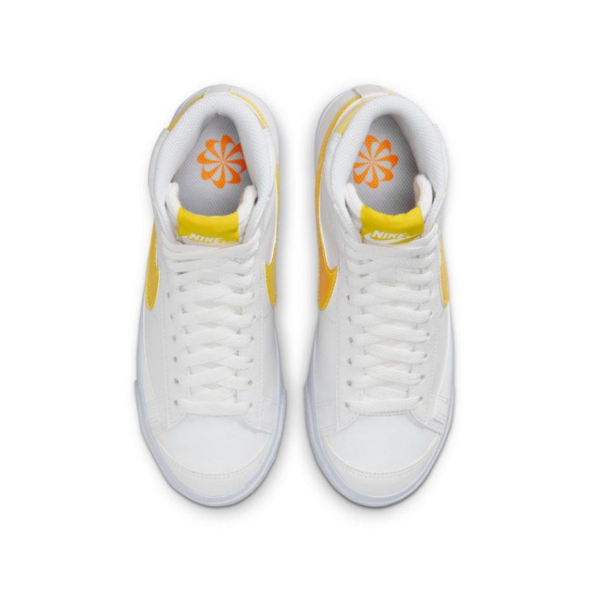 נייק בלייזר גבוהות- NIKE BLAZER MID '77 WHITE YELLOW – תמונה 4