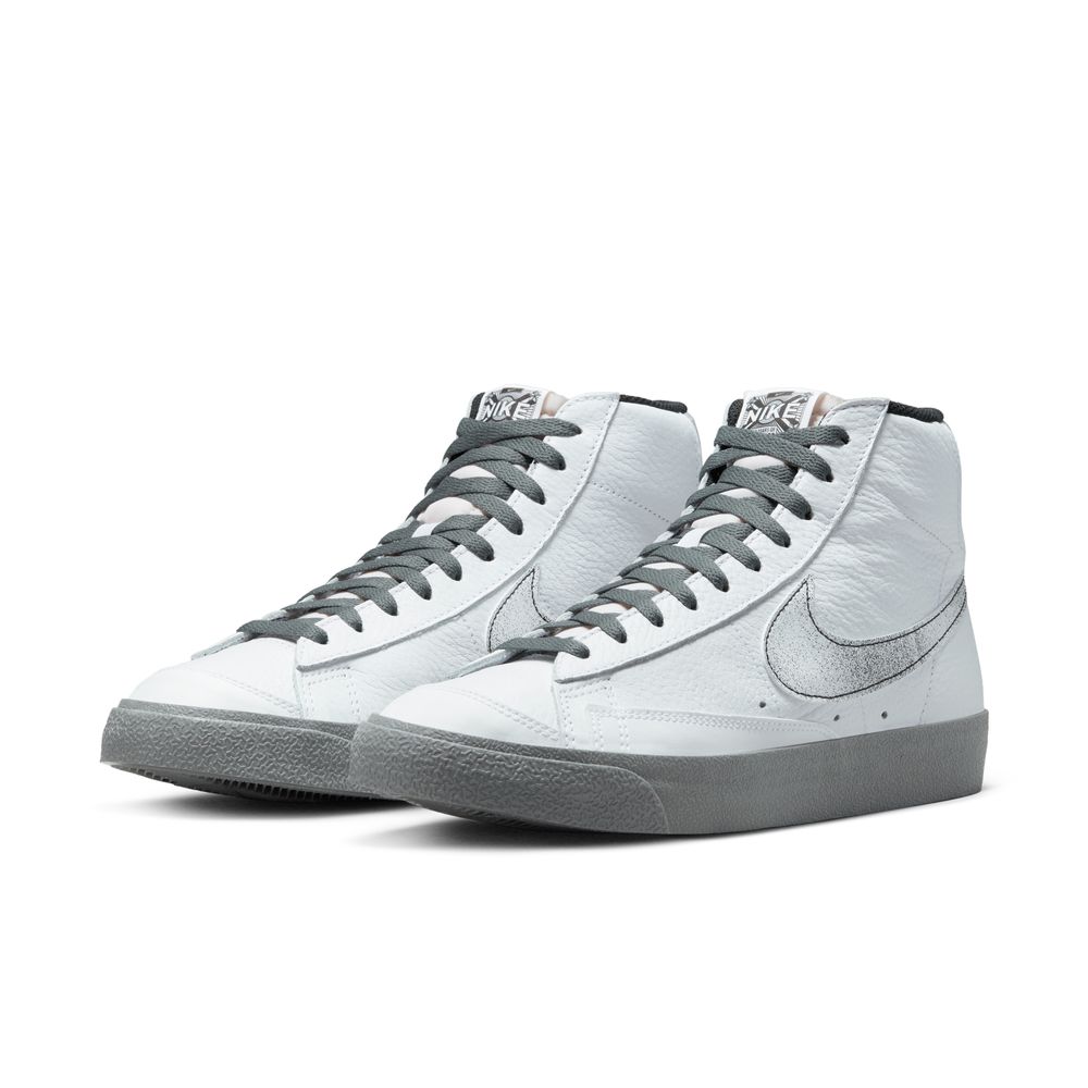 נייק בלייזר גבוהות- NIKE BLAZER MID '77 VINTAGE WHITE GREY – תמונה 3