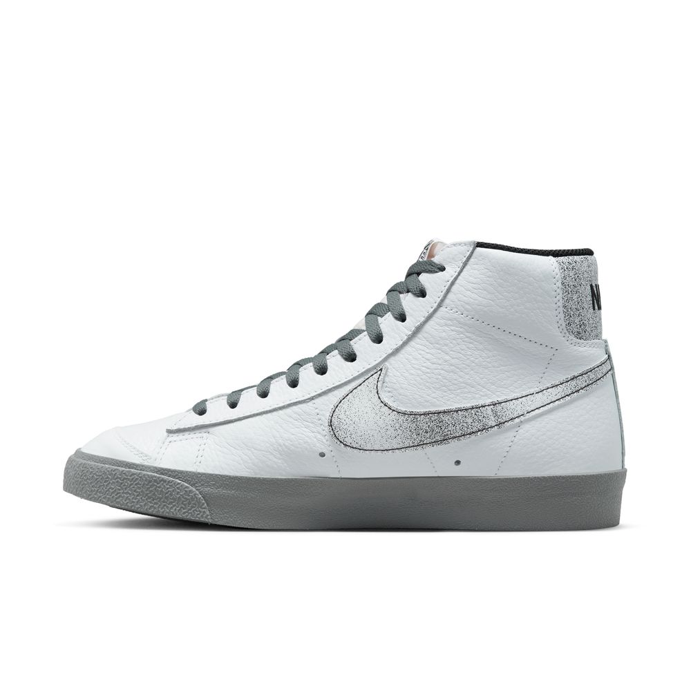 נייק בלייזר גבוהות- NIKE BLAZER MID '77 VINTAGE WHITE GREY – תמונה 5