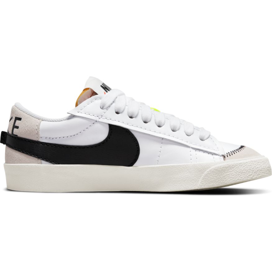 נייק בלייזר-NIKE BLAZER LOW '77 VINTAGE WHITE BLACK