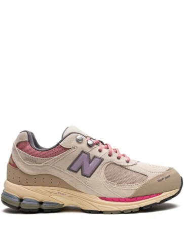 ניו באלאנס - New Balance 2002 R Hiking Pack - Beige sneakers