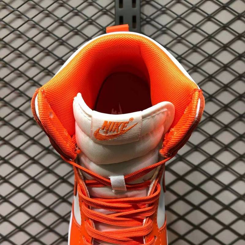 נייק דאנק- NIKE DUNK HIGH Red White – תמונה 11