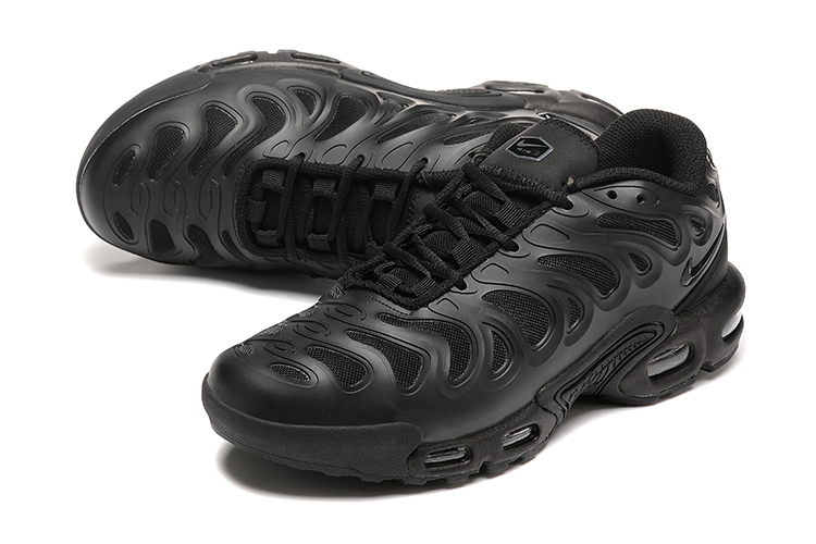 נעלי נייק- NIKE AIR MAX PLUS DRIFT Black – תמונה 4