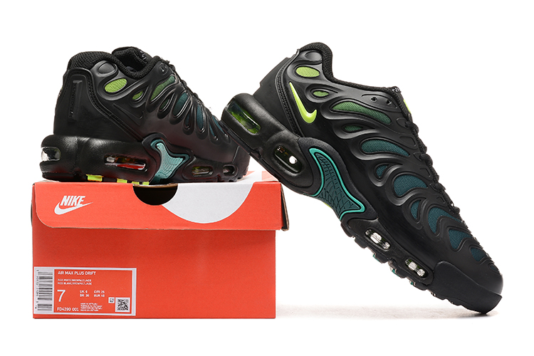 נעלי נייק- NIKE AIR MAX PLUS DRIFT Black Green Blue – תמונה 5
