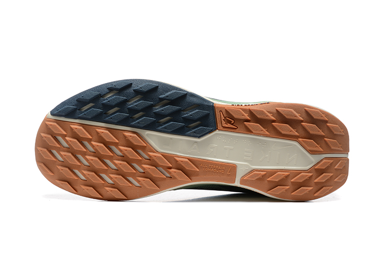 נעלי נייק Nike Pegasus Trail 5 Olive Green – תמונה 4